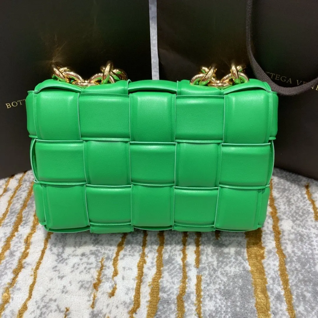 BV Chain Cassette Bag For Women 10.2in/26cm In Green 631421VBWZ03722