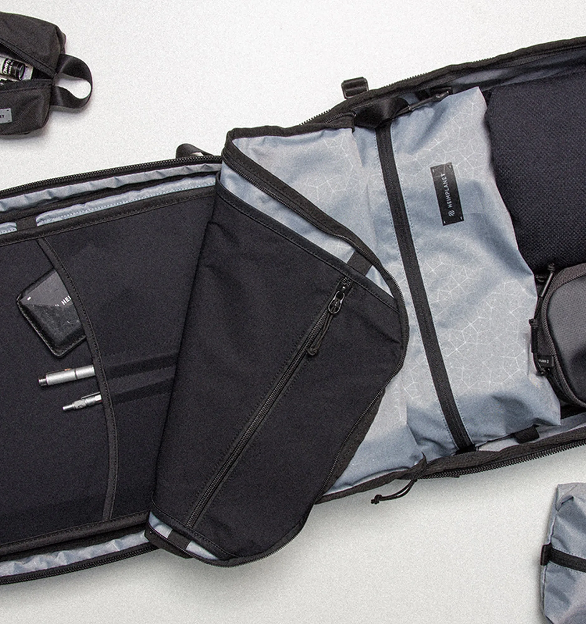 Heimplanet Transit Line Travel Pack 28L